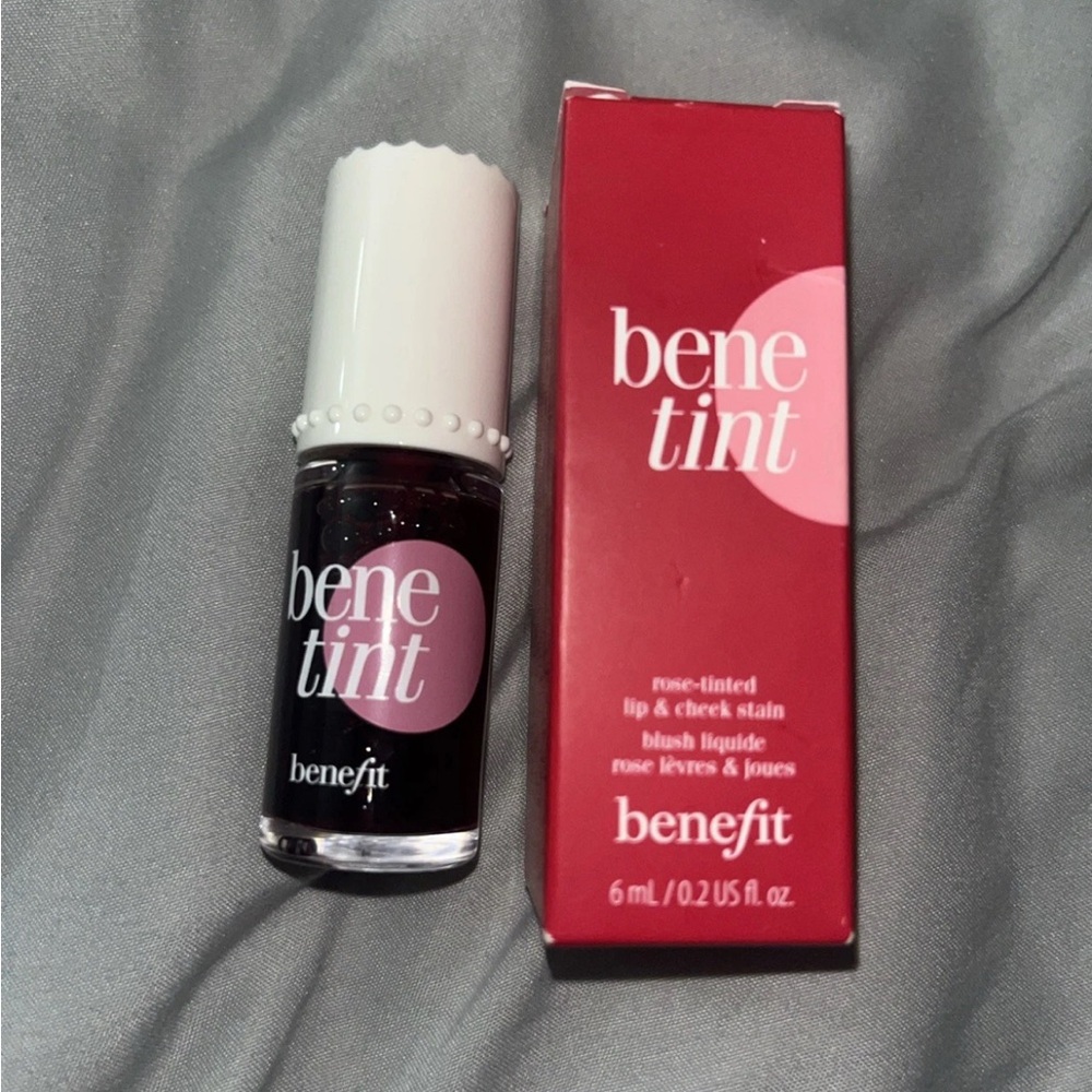 Benefit Benetint Rose-Tinted Lip & Cheek Stain